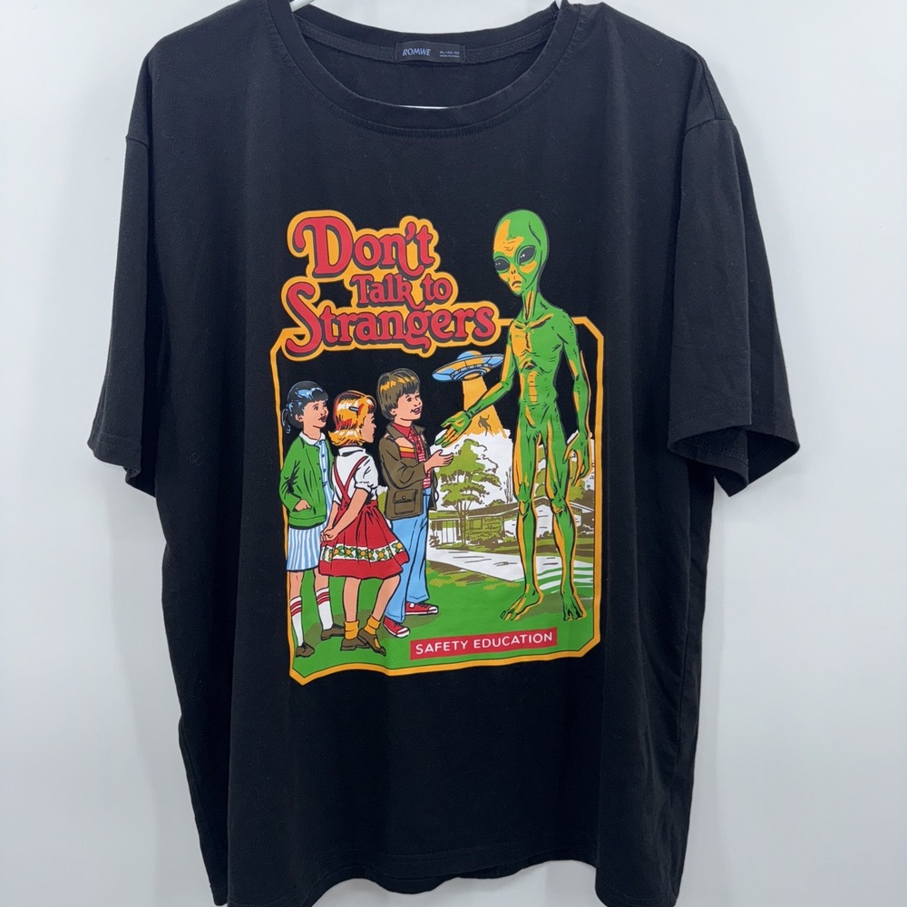 Romwe Don't Talk to Strangers Alien T-Shirt Retro Graphic UFO XL